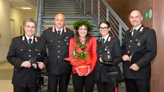 Alla laurea invita i carabinieri che l’hanno salvata dalla droga